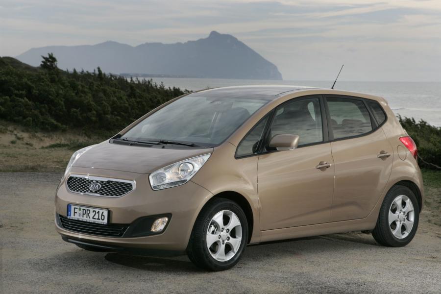  Kia Venga 2010 года  (фото 99 из 199)